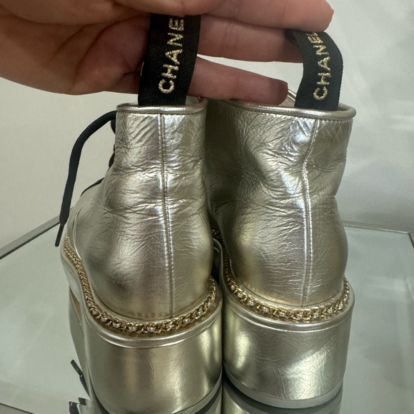 CHANEL BOOTS - Picture 8 of 16